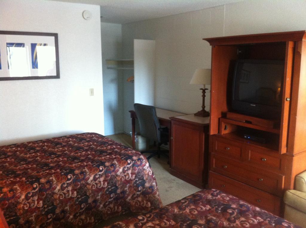 Economy Inn Richland Bagian luar foto